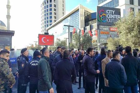 Esenyurt Belediyesi'nde 3 yönetici görevden alındı