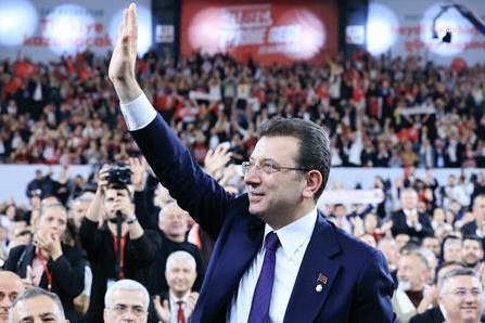 İmamoğlu'na bu kez verdiği ifadede iki savcıya ''hakaret'' ettiği iddiasıyla yeni bir dava açıldı