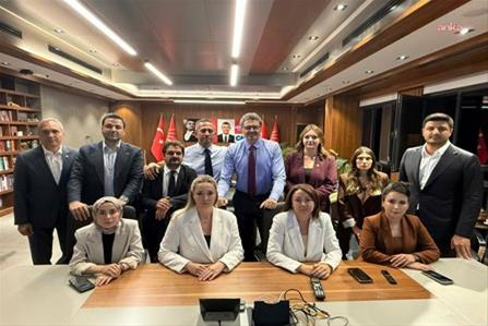 CHP'li Başarır: An itibariyle Genel Başkanımızın Çalışma Ofisinde nöbetimiz devam ediyor